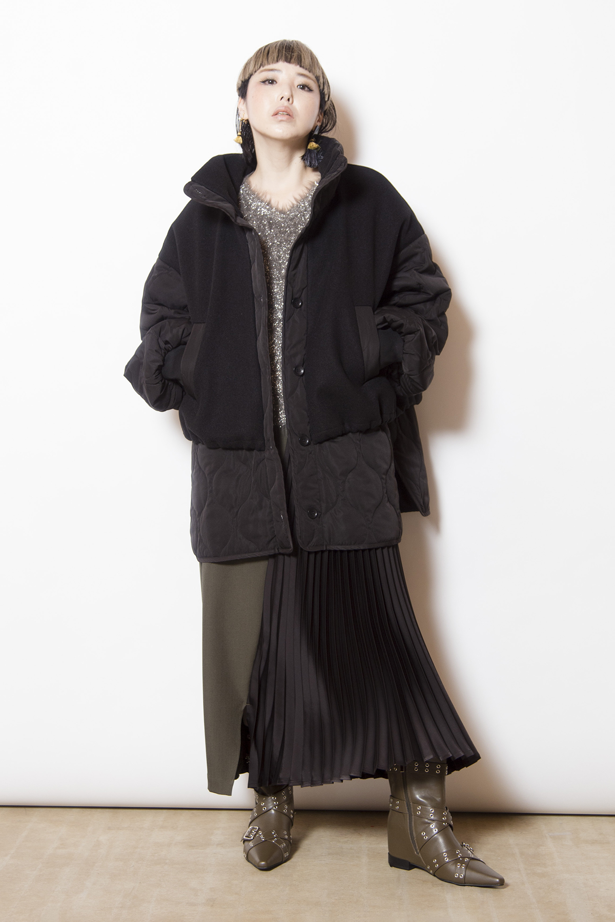キルティングレイヤードショートコート着用画像