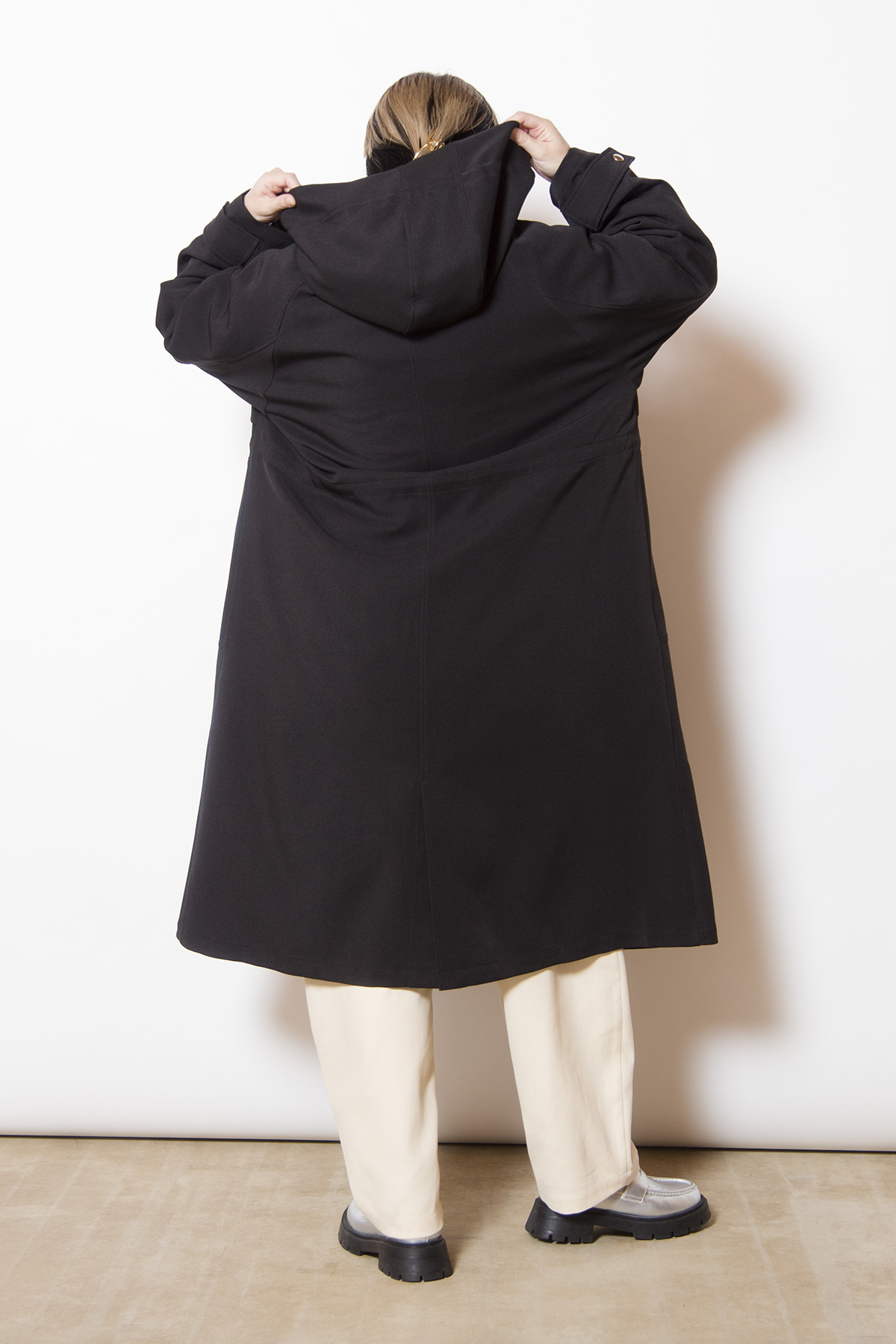 ライナー付フーデッドコート着用画像