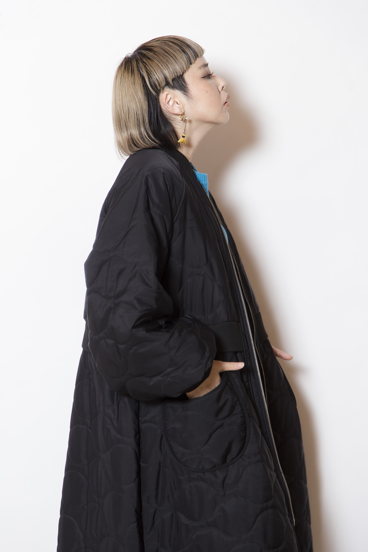 キルティングロングブルゾン着用画像