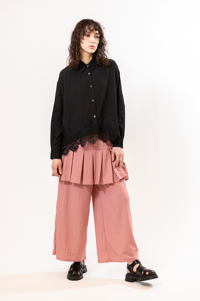 LACE-MOTIF SHIRT BLOUSE