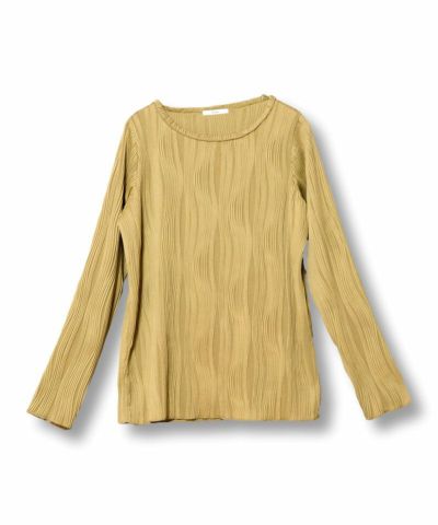 ピンタックTシャツ
